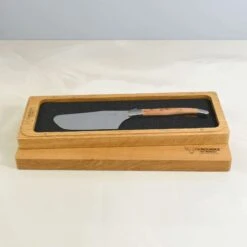 Laguiole En Aubrac Hard Cheese Knife, Juniper